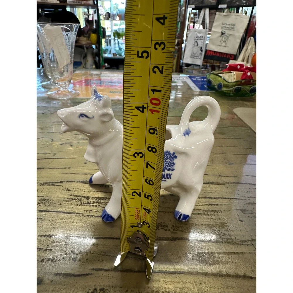 Vintage Hershey Park Souvenir Cow Creamer